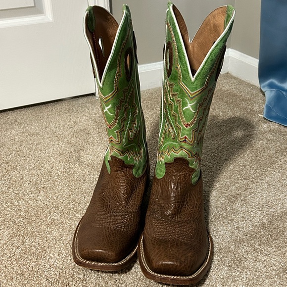 Vibrant Green and Brown Cowboy Boots - Picture 1 of 3